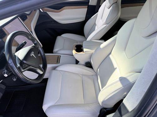 2019 Tesla Model X 75D