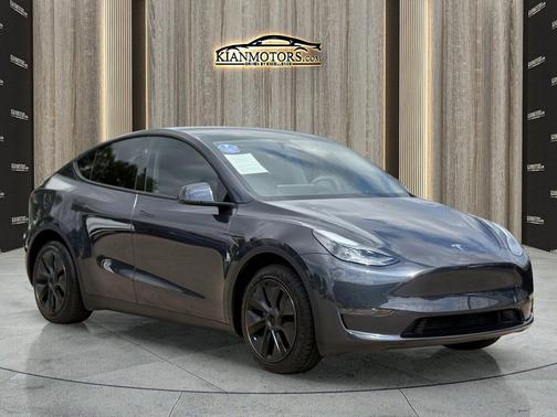 Stealth Grey 2024 Tesla Model Y Long Range Single Motor Rear-Wheel Drive