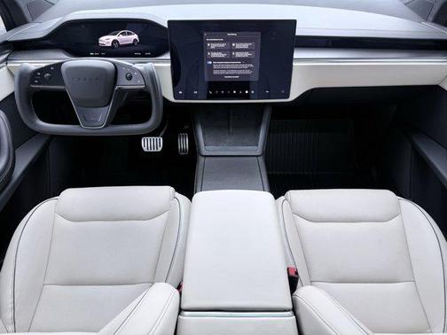 2023 Tesla Model X Plaid Tri Motor All-Wheel Drive