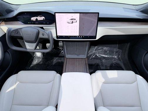 2025 Tesla Model S Long Range