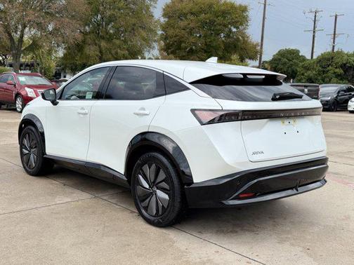 2025 Nissan ARIYA ENGAGE