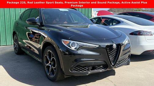 2023 Alfa Romeo Stelvio Veloce AWD