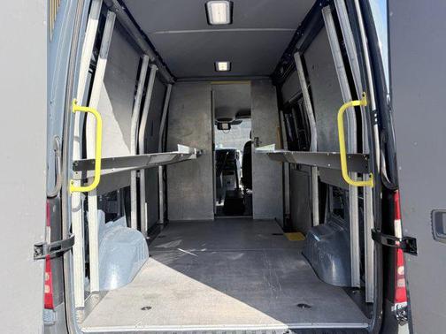 2018 Mercedes-Benz Sprinter 2500 Standard Roof