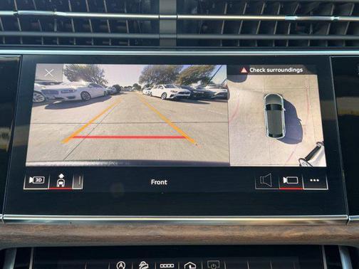 2023 Audi Q8 55 Premium