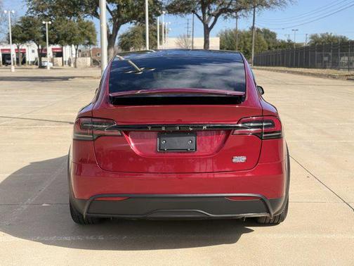 2025 Tesla Model X Plaid