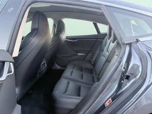 2018 Tesla Model S 100D