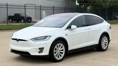 Pearl White Multi-Co 2020 Tesla Model X Long Range Plus Dual Motor All-Wheel Drive
