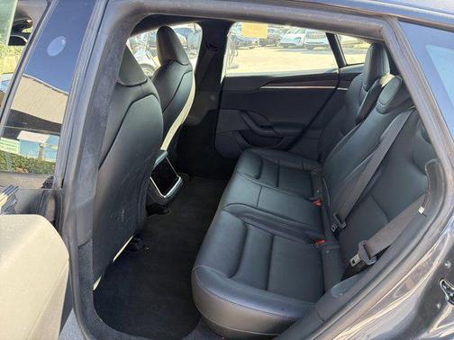 2021 Tesla Model S Long Range