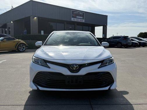 2019 Toyota Camry LE