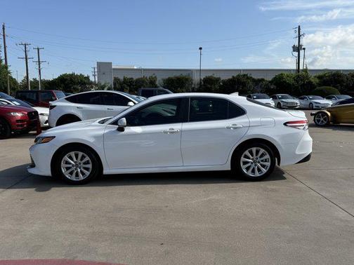 2019 Toyota Camry LE