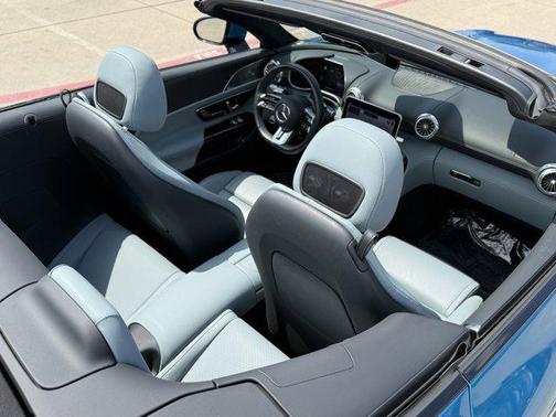 2023 Mercedes-Benz AMG SL 43 Base