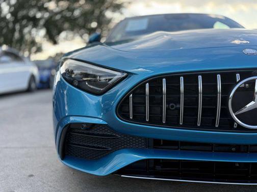 2023 Mercedes-Benz AMG SL 43 Base