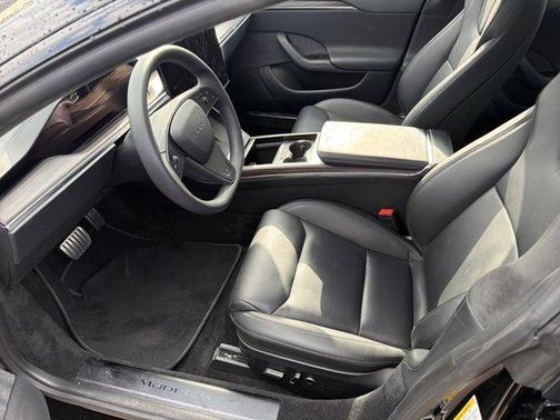 Solid Black 2023 Tesla Model S Standard Range
