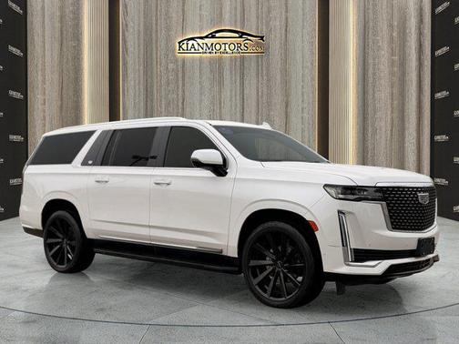 Crystal White Tricoat 2021 Cadillac Escalade ESV Premium Luxury