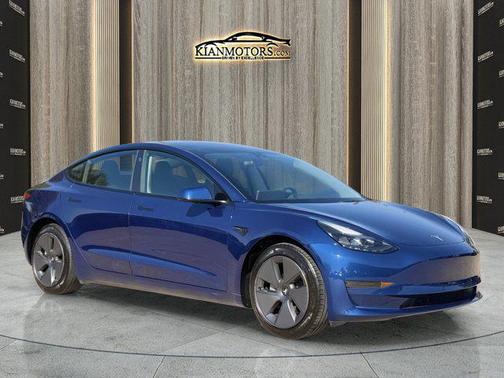 2023 Tesla Model 3 Standard Range