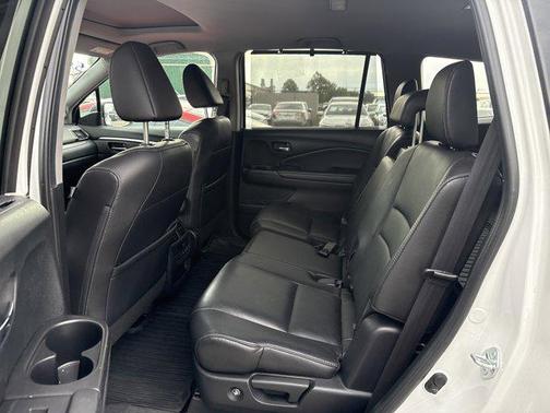 2022 Honda Pilot 2WD Special Edition