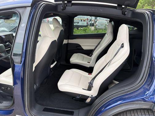 Deep Blue Metallic 2022 Tesla Model X Dual Motor All-Wheel Drive