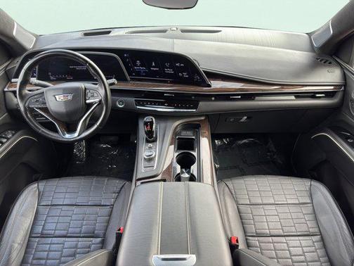 2022 Cadillac Escalade ESV Premium Luxury Platinum