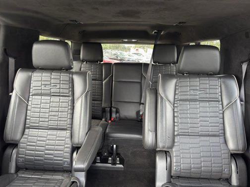 2022 Cadillac Escalade ESV Premium Luxury Platinum