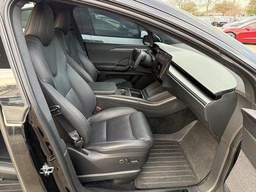 2023 Tesla Model X Plaid Tri Motor All-Wheel Drive