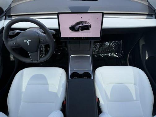 2024 Tesla Model Y Long Range Dual Motor All-Wheel Drive
