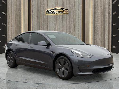 2023 Tesla Model 3 Standard Range