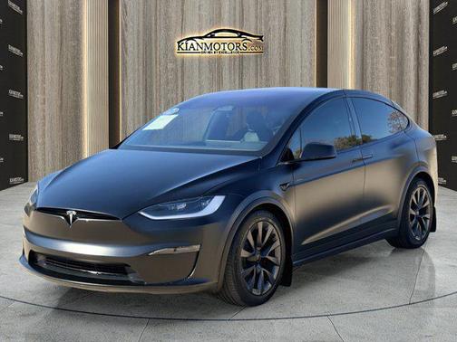 2024 Tesla Model X Long Range