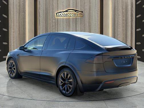 2024 Tesla Model X Long Range