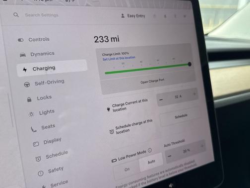 Pearl White Multi-Co 2023 Tesla Model 3 Standard Range
