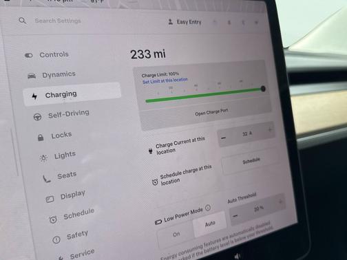 Pearl White Multi-Co 2023 Tesla Model 3 Standard Range