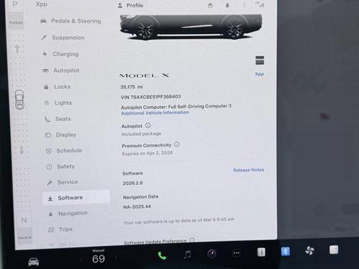 2023 Tesla Model X Standard Range