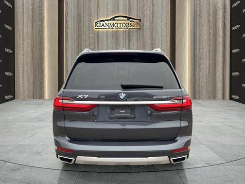 2020 BMW X7 xDrive50i