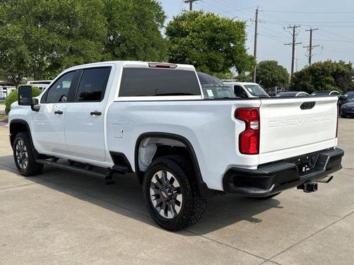 2021 Chevrolet Silverado 2500 Custom