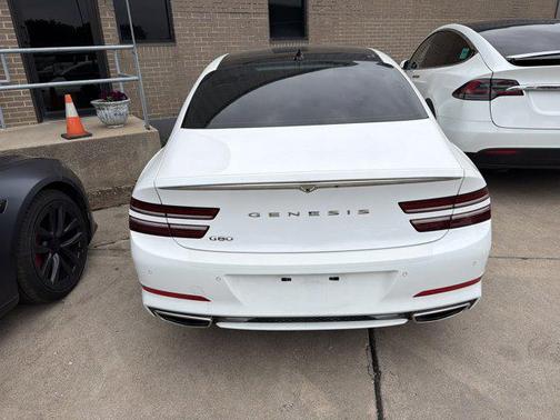 Uyuni White 2022 Genesis G80 2.5T RWD