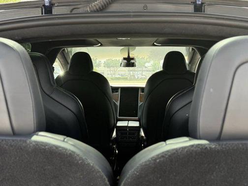 2021 Tesla Model X Long Range Plus Dual Motor All-Wheel Drive