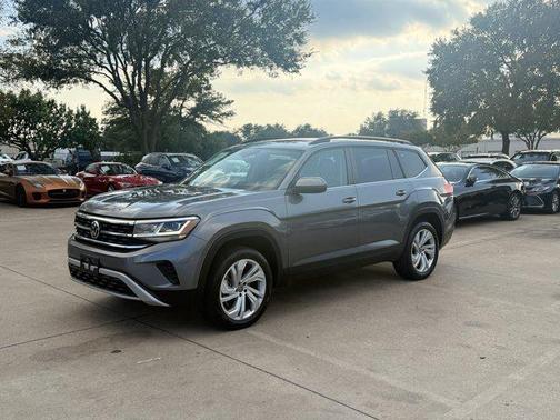 2022 Volkswagen Atlas 3.6L SE w/Technology