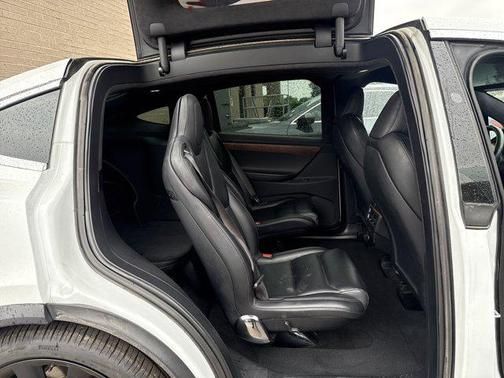 2020 Tesla Model X Long Range Plus Dual Motor All-Wheel Drive