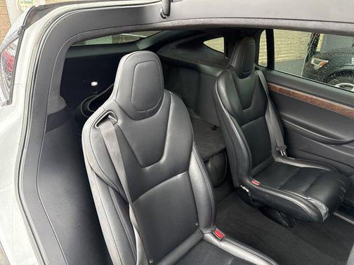 2020 Tesla Model X Long Range Plus Dual Motor All-Wheel Drive