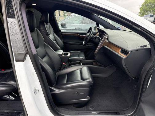 2020 Tesla Model X Long Range Plus Dual Motor All-Wheel Drive