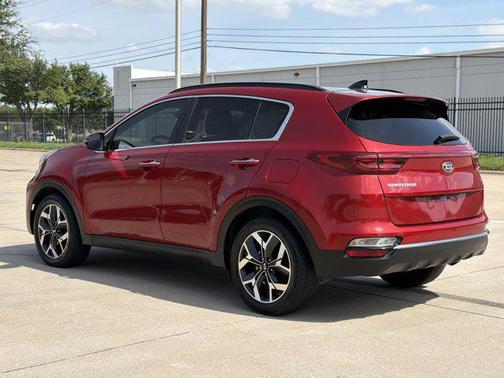 Hyper Red 2022 Kia Sportage EX