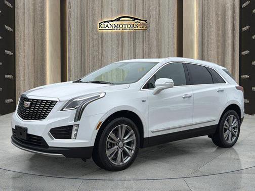Crystal White Tricoa 2024 Cadillac XT5 Premium Luxury