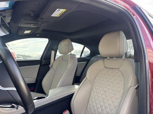 2023 Genesis G70 3.3T RWD