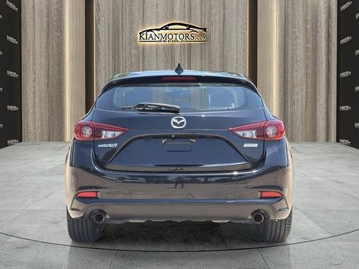 Jet Black Mica 2017 Mazda Mazda3 Grand Touring
