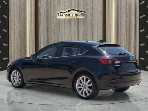 Jet Black Mica 2017 Mazda Mazda3 Grand Touring
