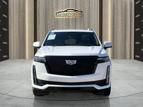 2023 Cadillac Escalade Sport