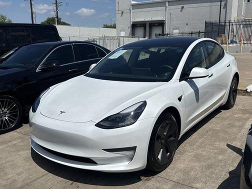 Pearl White Multi-Co 2023 Tesla Model 3 Standard Range