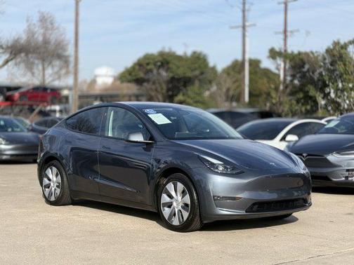 2023 Tesla Model Y Long Range Dual Motor All-Wheel Drive