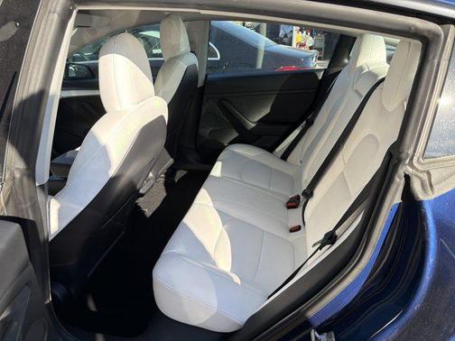 2022 Tesla Model 3 Performance