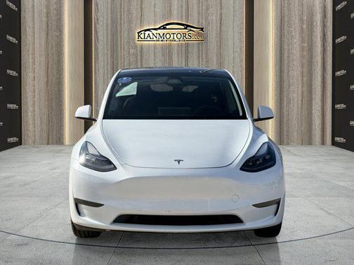 2024 Tesla Model Y Long Range Dual Motor All-Wheel Drive
