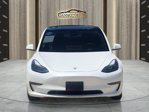 Pearl White Multi-Co 2023 Tesla Model 3 Standard Range